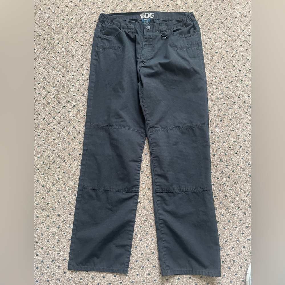 SOG Men's Dark Gray Cargo Pants